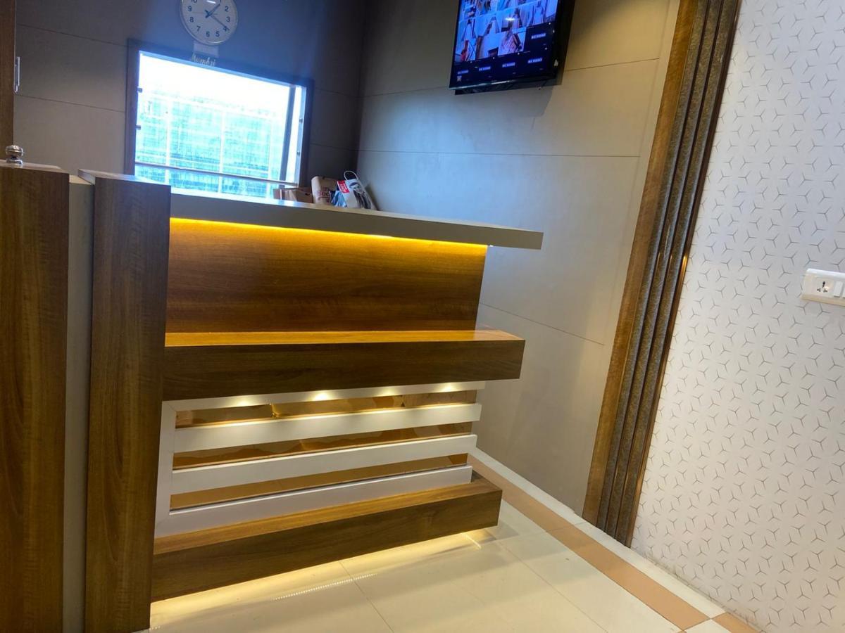 Hotel Bkc Crown - Near Trade Centre, Visa Consulate Mumbai Ngoại thất bức ảnh