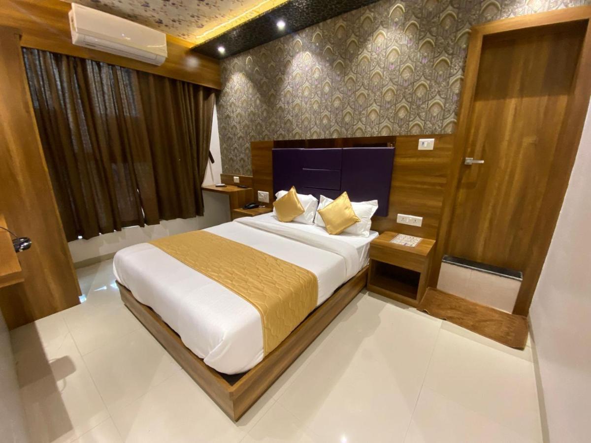 Hotel Bkc Crown - Near Trade Centre, Visa Consulate Mumbai Ngoại thất bức ảnh